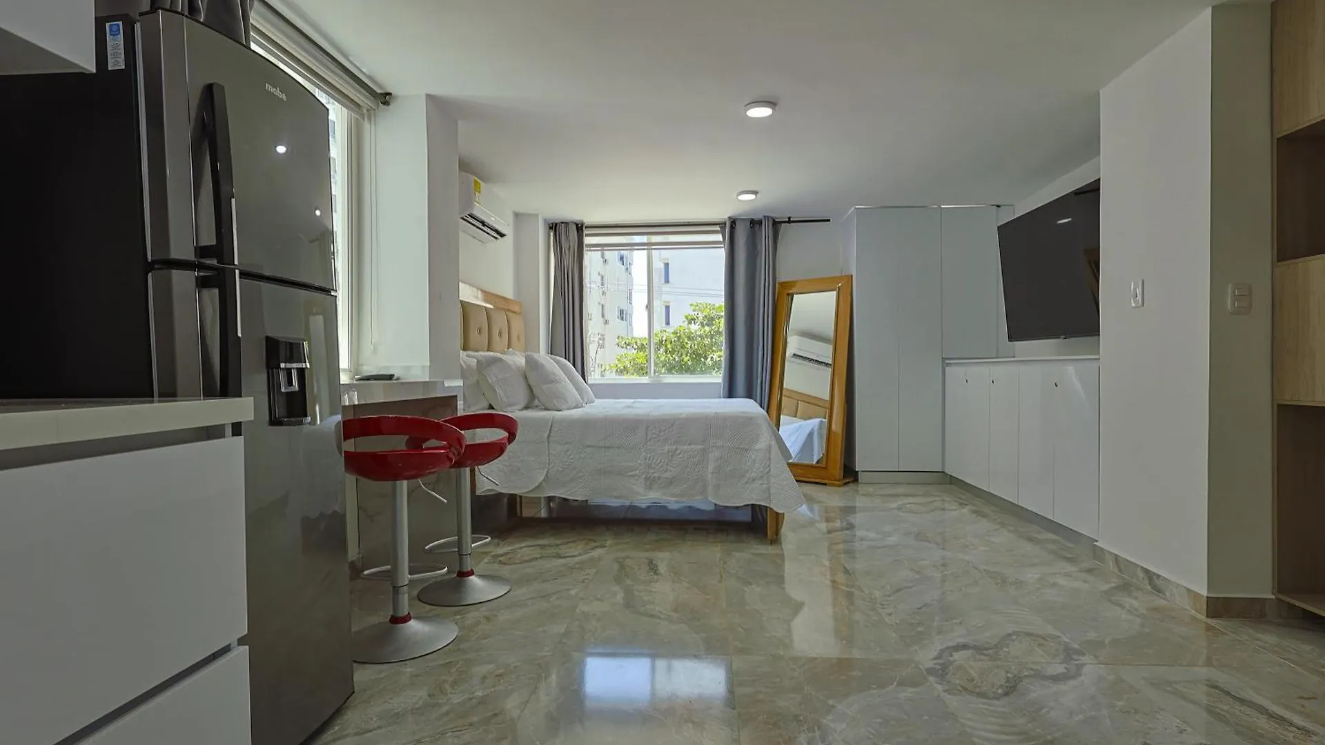 Lujoso Apartamento Con Salida A La Playa Cartagena Apartment